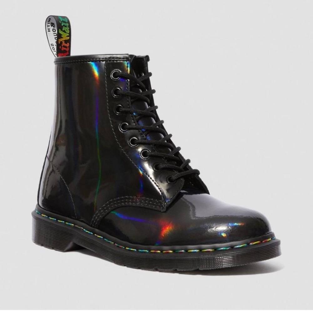 Dr. Marten Boots Rainbow Holo